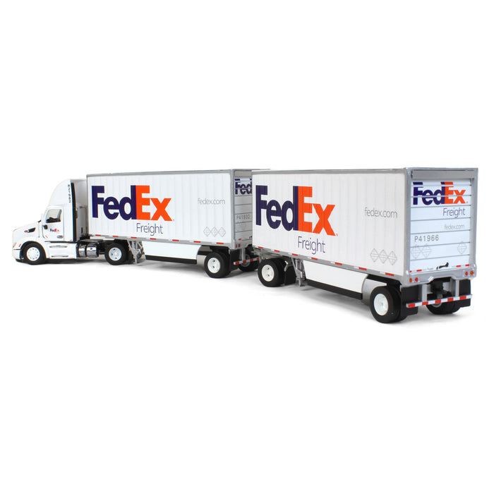 1/50 FedEx Peterbilt 579 Single Axle Day Cab w/ 2 Wabash 28’ Pup Trailers