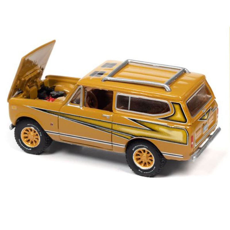 1/64 1979 International Scout by Johnny Lightning, Rallye Gold, Midas Edition