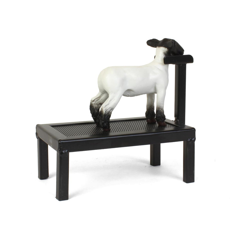 1/16 Little Buster Toys Sheep Fitting Stand with "Big Betty" Champion Crossbred Lamb