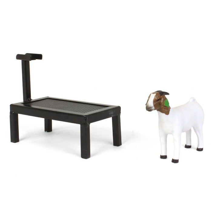 1/16 Little Buster Toys Sheep Fitting Stand with Grand Champion Boer Doe