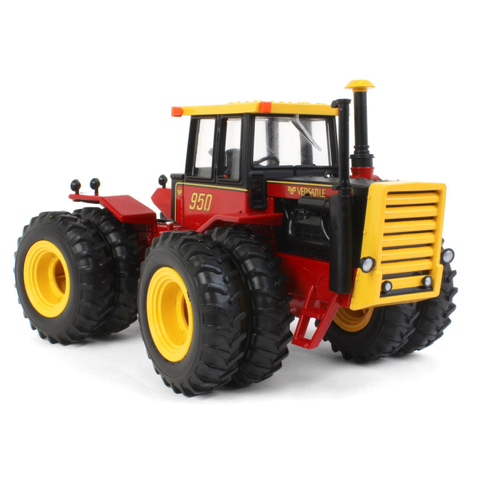 (B&D) 1/32 Versatile 950, 2022 National Farm Toy Museum Select Series Tractor - Damaged Box