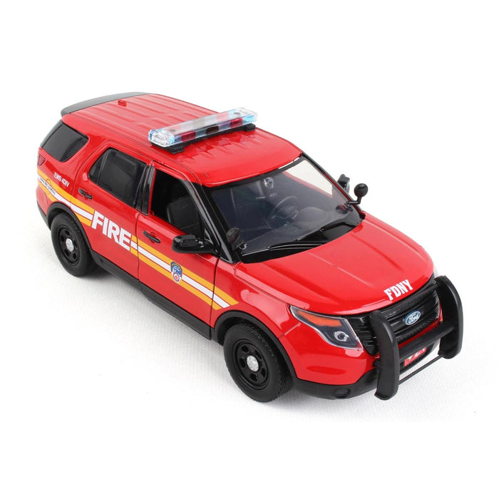 1/24 FDNY Ford Explorer SUV with Opening Doors