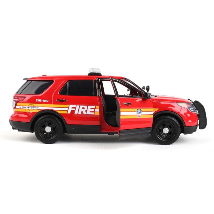 1/24 FDNY Ford Explorer SUV with Opening Doors