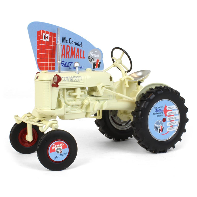 (B&D) 1/16 IH Farmall Cub White Demonstrator Tractor by SpecCast - No Box