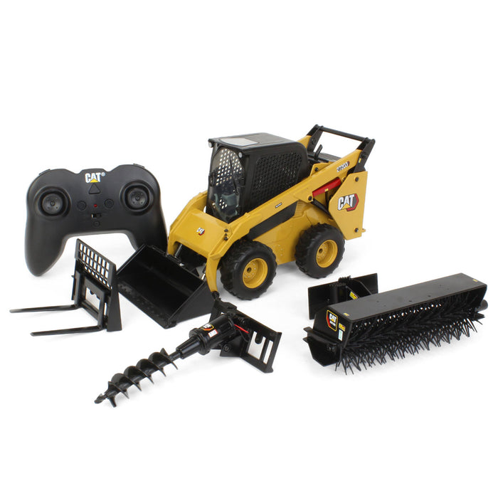 1/16 Radio Control CAT 272D3 Skid Steer Loader w/ Bucket, Auger, Forks & Broom