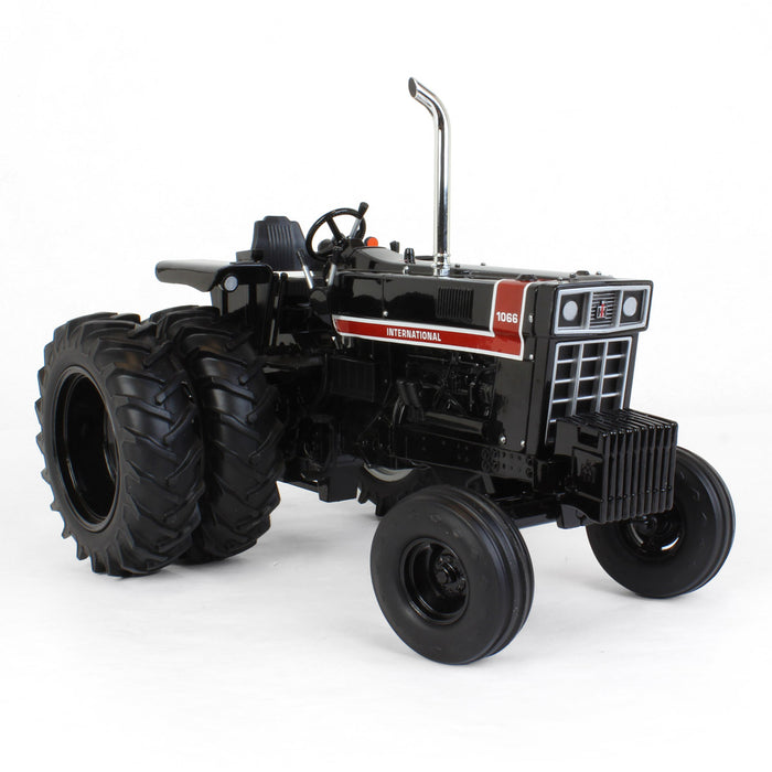 Black Chase Unit ~ 1/16 International Harvester 1066 Black Stripe with Rear Duals, ERTL Prestige Collection