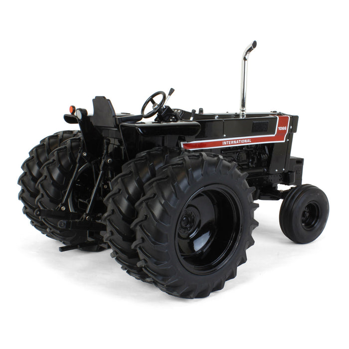 Black Chase Unit ~ 1/16 International Harvester 1066 Black Stripe with Rear Duals, ERTL Prestige Collection