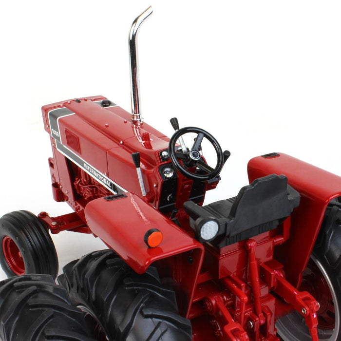 (B&D) 1/16 International Harvester 1066 Black Stripe with Rear Duals, ERTL Prestige Collection - Damaged Box