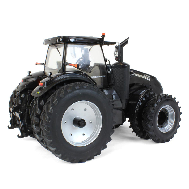 (B&D) 1/16 Case IH AFS Connect Magnum 380 Demonstrator Tractor with Front & Rear Duals - Damaged Item