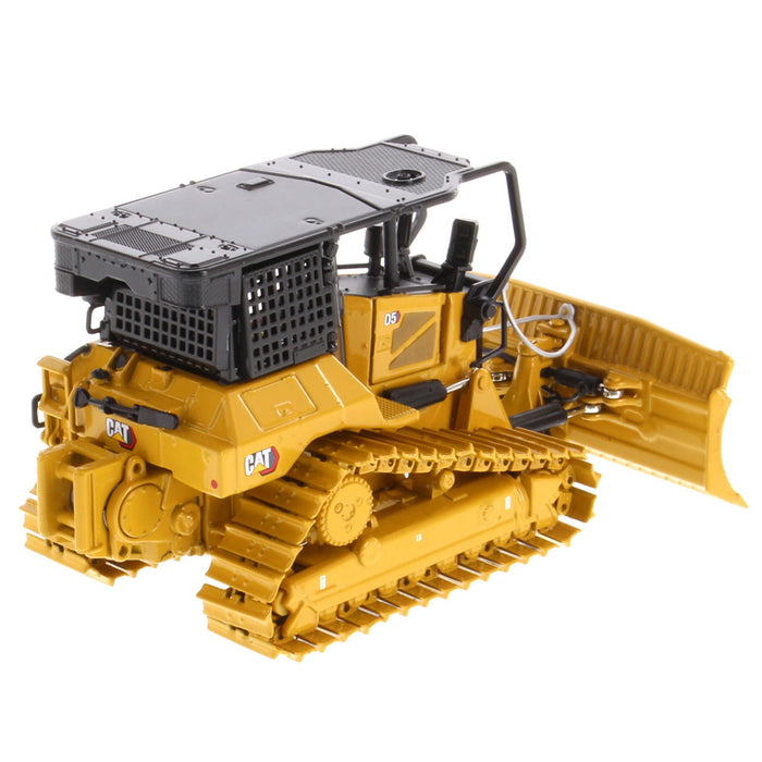 (B&D) 1/50 CAT D5 LGP Fire Suppression Dozer - Damaged Box