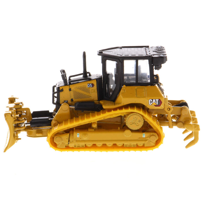 1/87 CAT D5 Dozer with Fine Grading Undercarriage and Foldable Blade