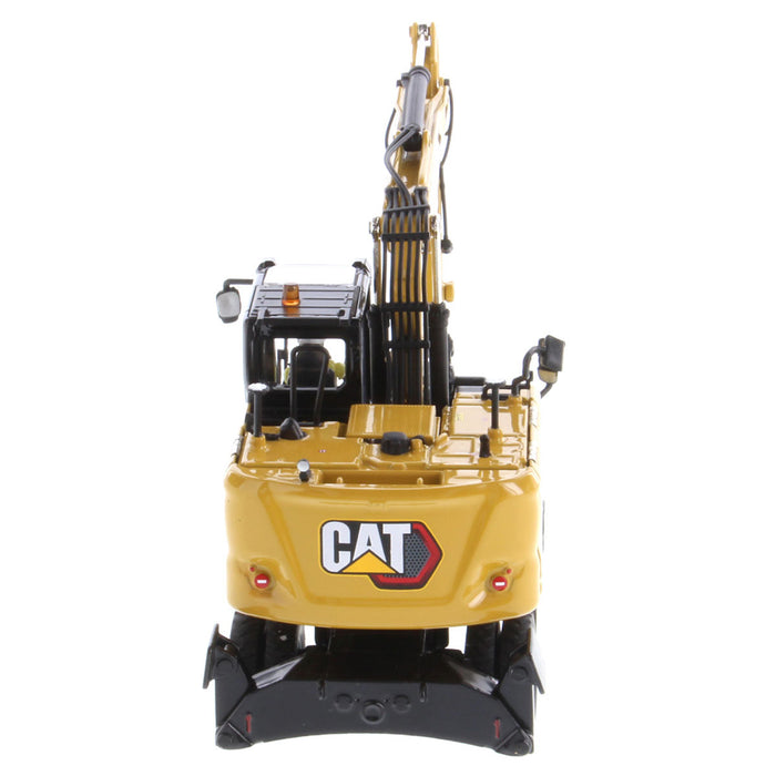 1/50 CAT M318 Wheeled Excavator w/ Bucket & Grapple