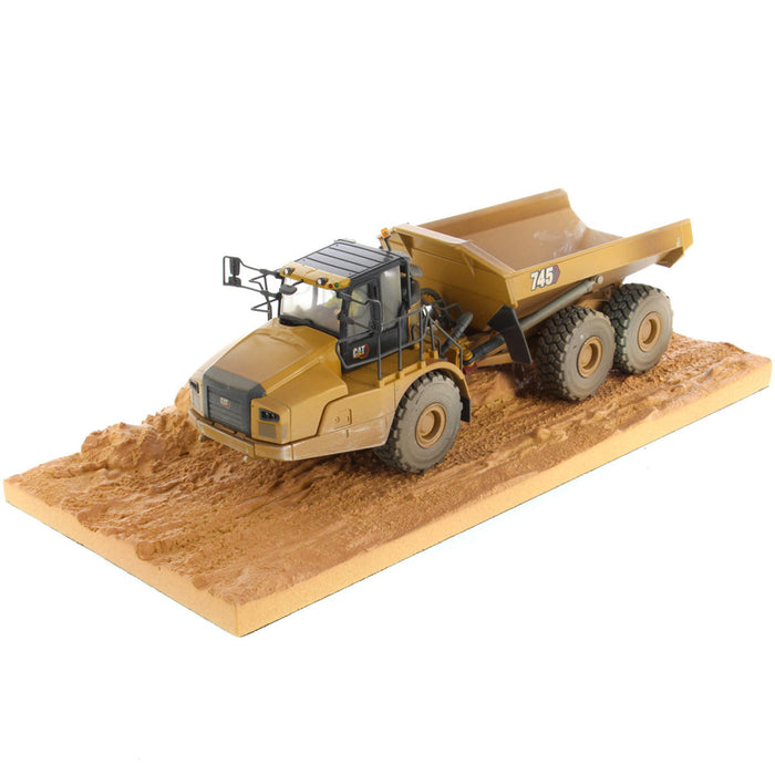 1/50 CAT 745 Weathered Articulated Truck