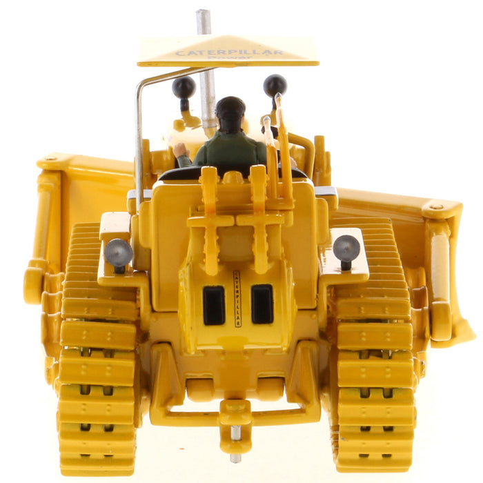 1/50 CAT D7C Track Type Tractor Dozer