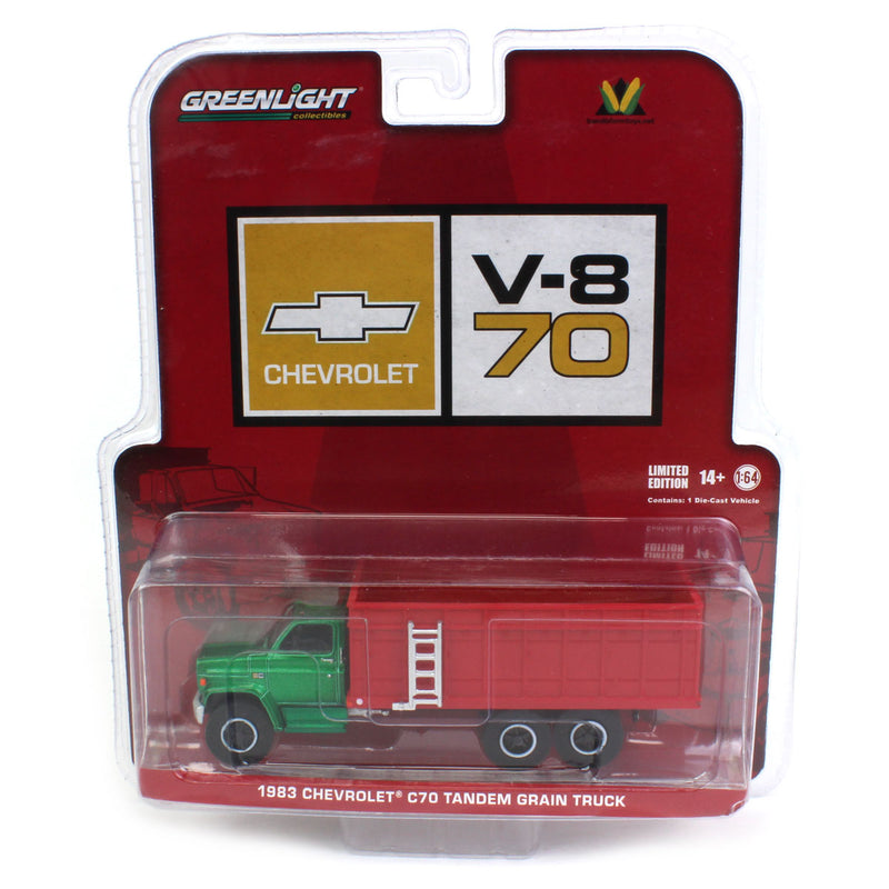 Green Chase ~ 1/64 1983 Chevrolet C70 Tandem Grain Truck w/ Red Cab & Red Bed