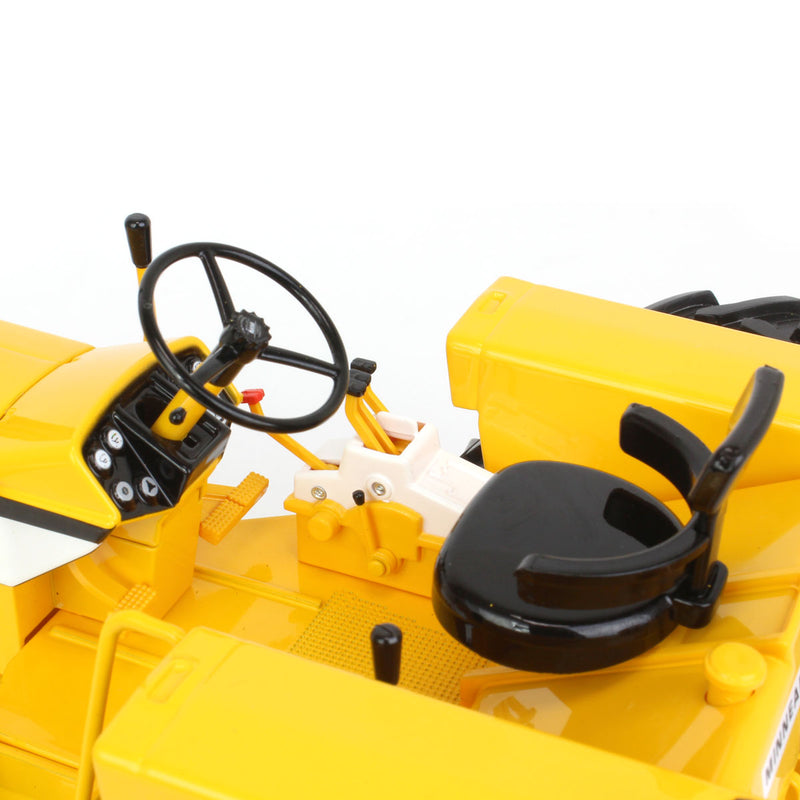 (B&D) 1/16 Minneapolis Moline G-1000 Vista 2WD Tractor with Wide Front & Rear Duals by SpecCast - Damaged Box