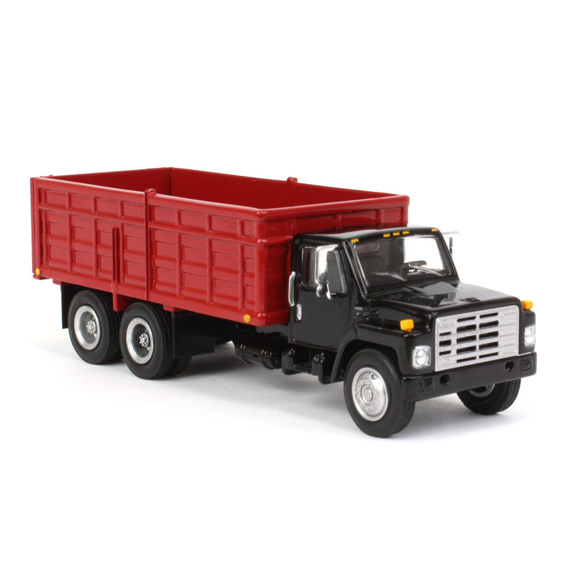 1/64 1980s International Grain Truck with Tandem Axle & Black Cab by SpecCast