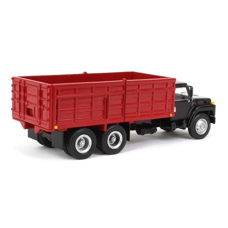 1/64 1980s International Grain Truck with Tandem Axle & Black Cab by SpecCast