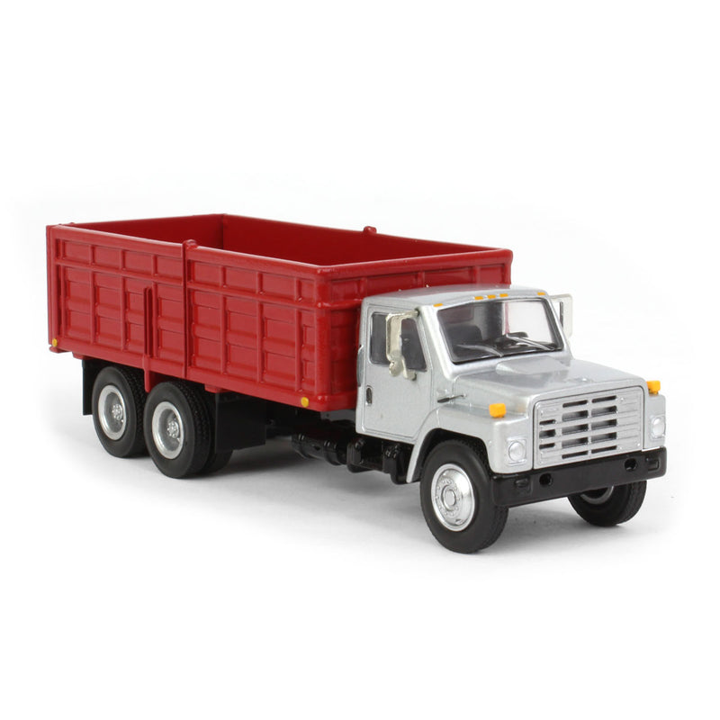 1/64 1980s International Grain Truck with Tandem Axle & Silver Cab by SpecCast