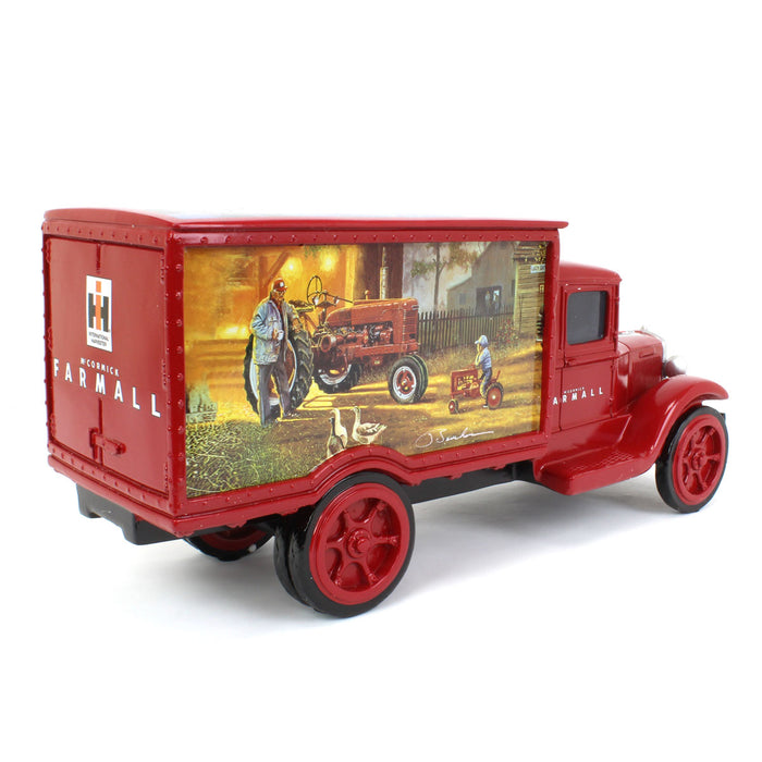1/18 RESIN IH Farmall 1931 Hawkeye Delivery Truck