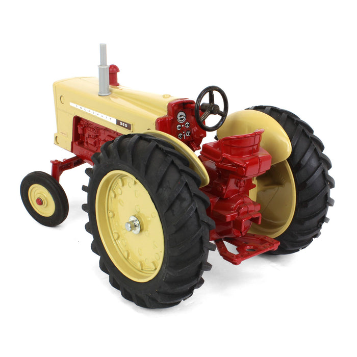 1/16 Cockshutt 560, National Farm Toy Museum Limited Edition