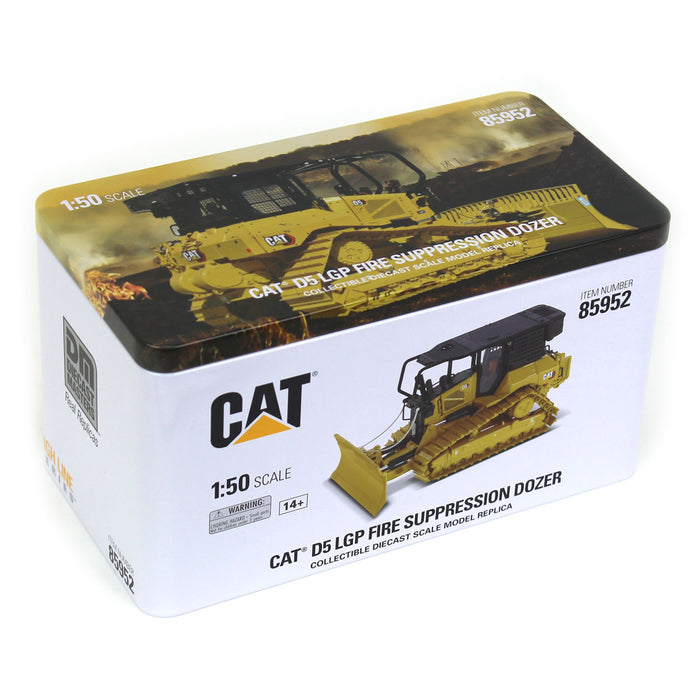 (B&D) 1/50 CAT D5 LGP Fire Suppression Dozer - Damaged Box