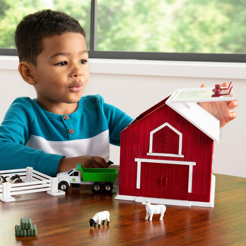 1/64 John Deere Farm Toy Barn Playset with 24 Pieces by ERTL