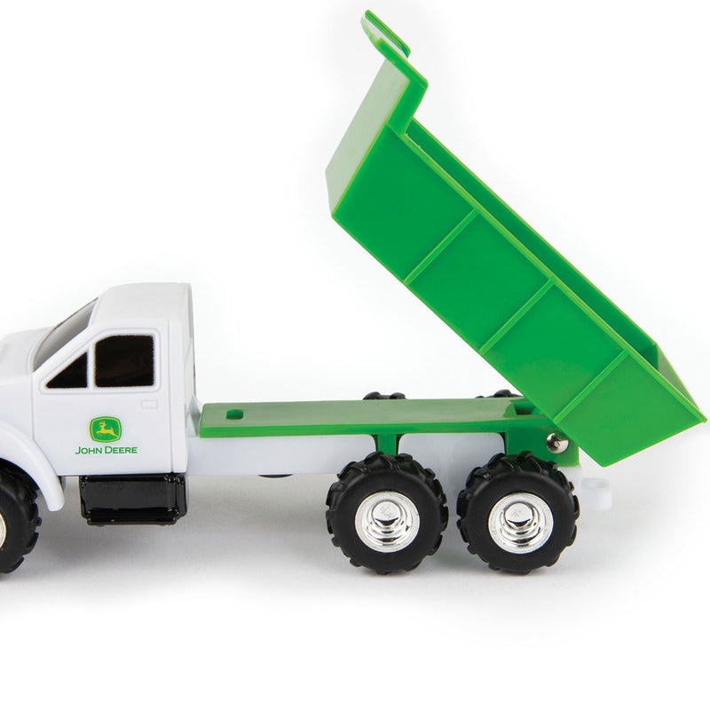 1/64 John Deere Farm Toy Barn Playset with 24 Pieces by ERTL