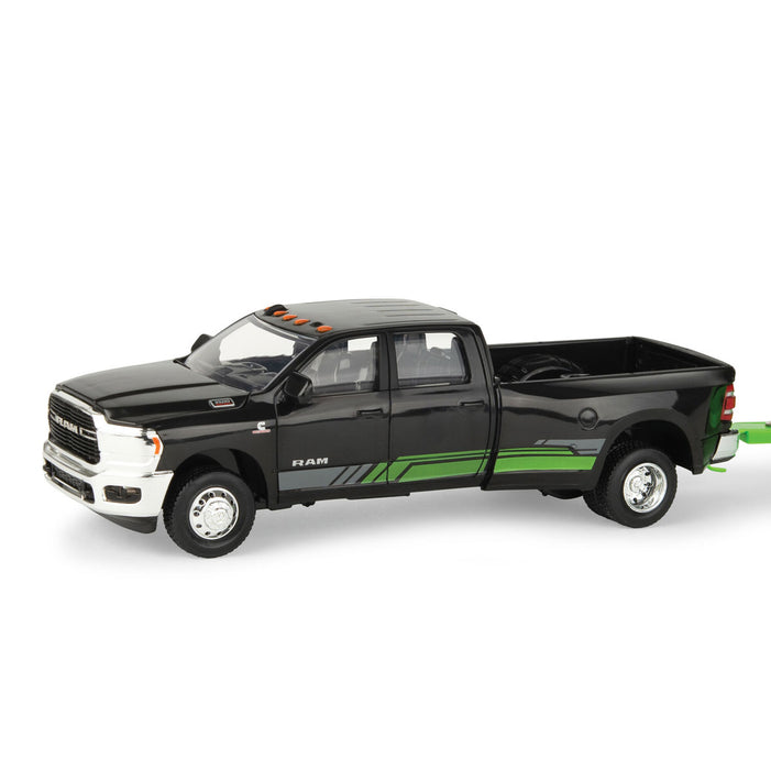 1/32 Arctic Cat Off Road Set w/ RAM 3500 Pickup, Wildcat XX LTD SxS, Trailer & Accessories