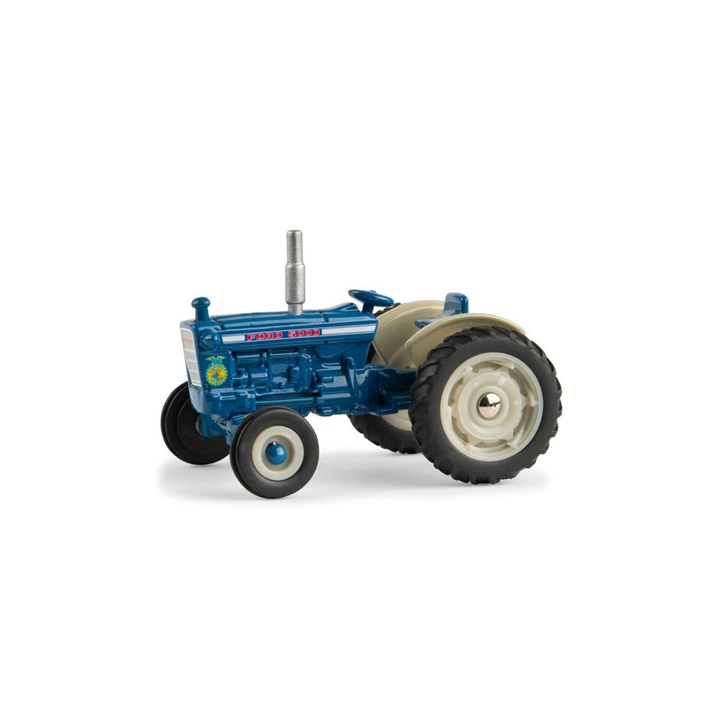 (B&D) 1/64 Ford 5000 Wide Front Tractor with FFA Logo by ERTL - Damaged Box