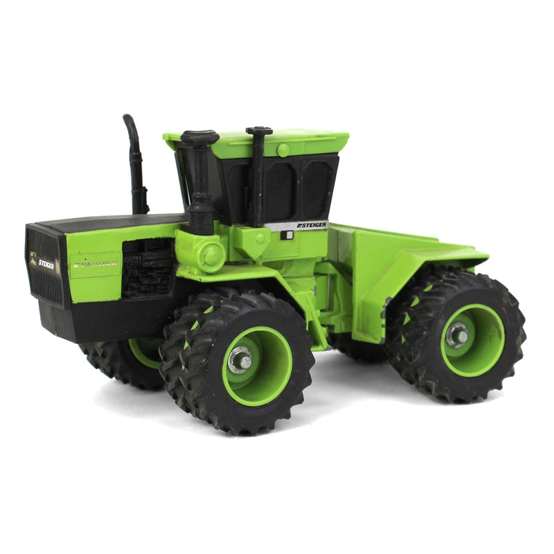 (B&D) 1/32 Steiger Panther IV with Duals and Green Rims - Displayed, Paint Chips