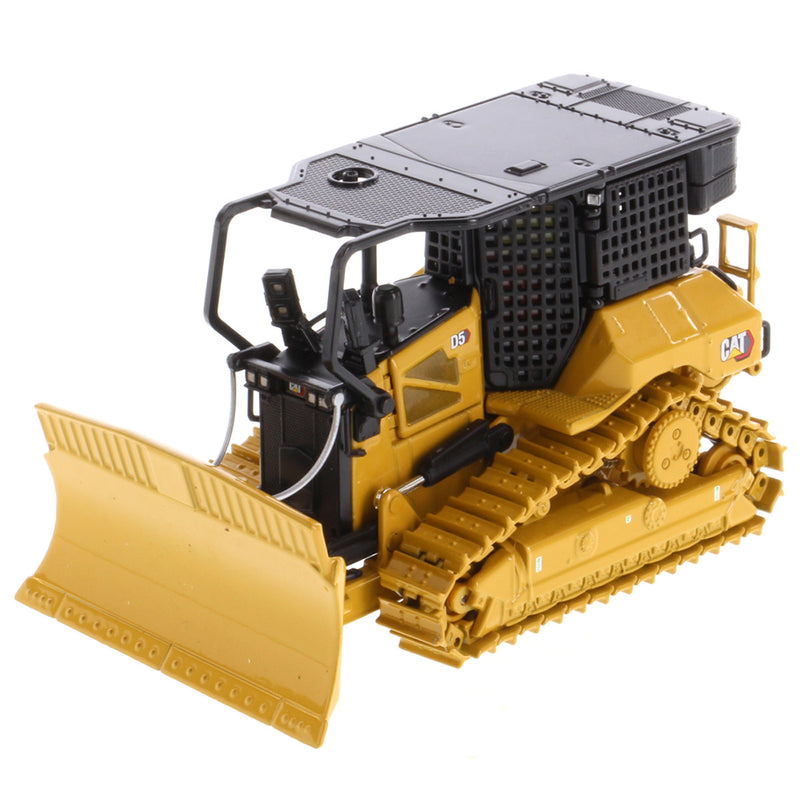 1/50 CAT D5 XR Fire Suppression Dozer, High Line Series