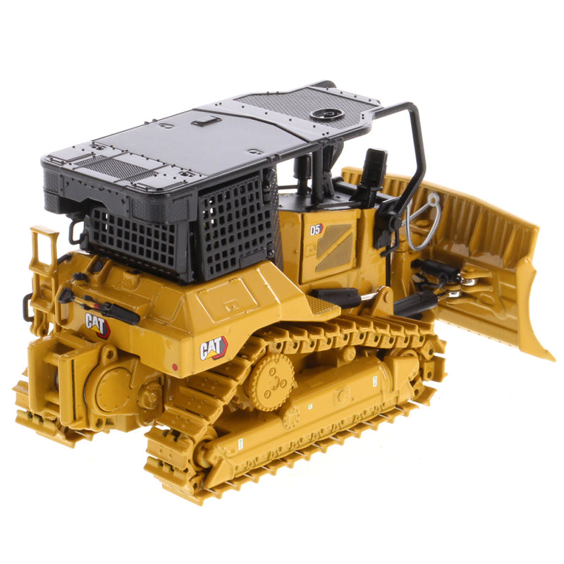 1/50 CAT D5 XR Fire Suppression Dozer, High Line Series