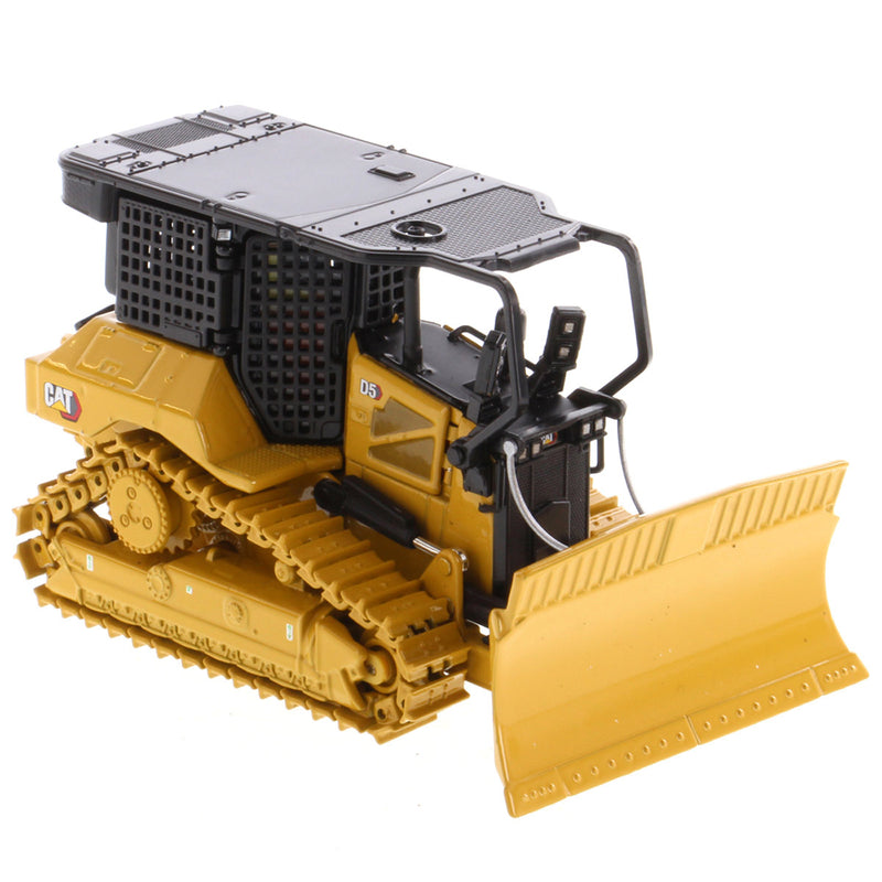 1/50 CAT D5 XR Fire Suppression Dozer, High Line Series