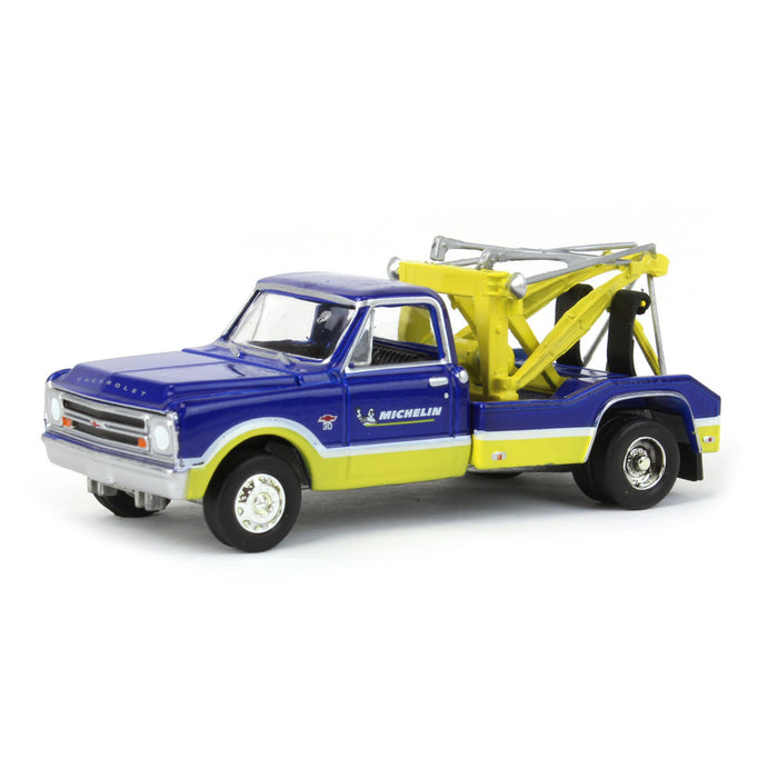 1/64 1967 Chevrolet C-30 Wrecker, Michelin Service Center, Dually Drivers 11