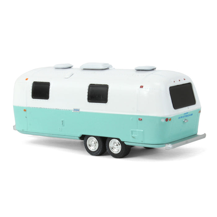 1/64 1971 Airstream Double Axle Land Yacht Safari White and Seafoam Hitched Homes Series 13