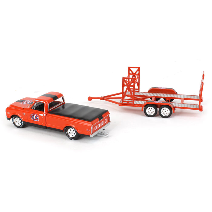 1/64 1968 Chevrolet C-10 STP with Tandem Car Trailer, Hitch & Tow Series 26