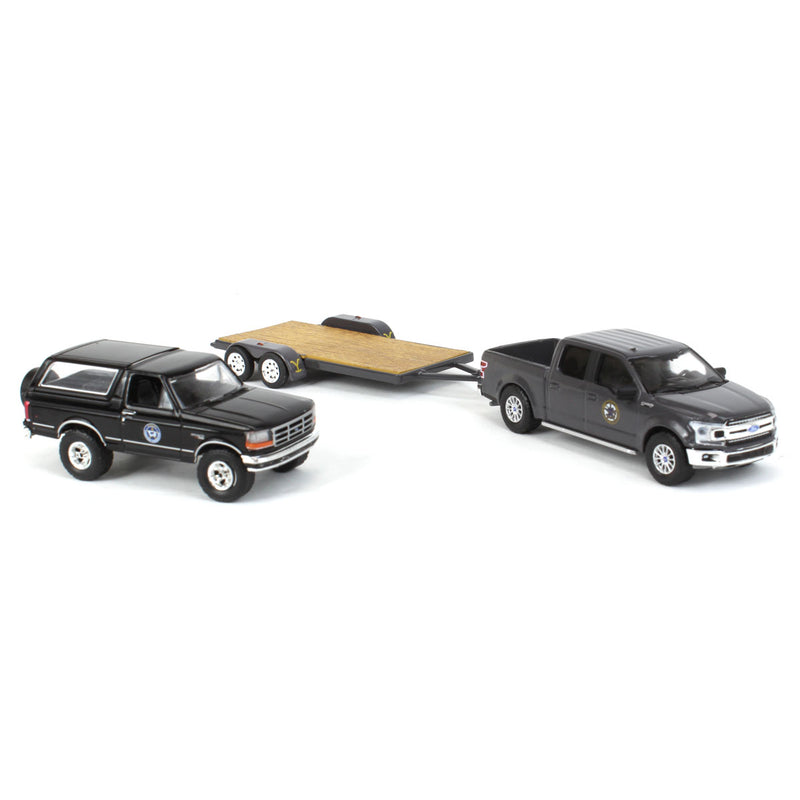 1/64 2018 Ford F-150 Pickup Truck with 1992 Ford Bronco & Flatbed Trailer, Montana Livestock Assoc., Hitch & Tow Series 11