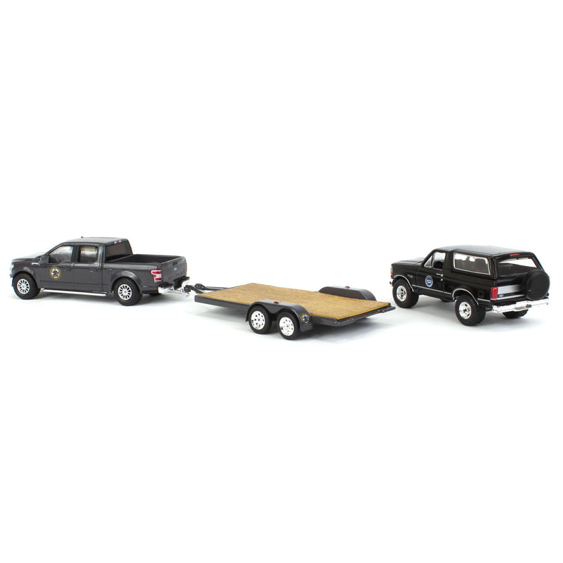 1/64 2018 Ford F-150 Pickup Truck with 1992 Ford Bronco & Flatbed Trailer, Montana Livestock Assoc., Hitch & Tow Series 11