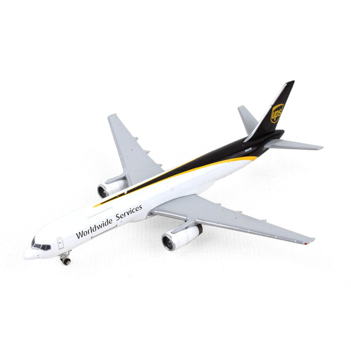 1/400 Gemini UPS Boeing 757-200F Plane