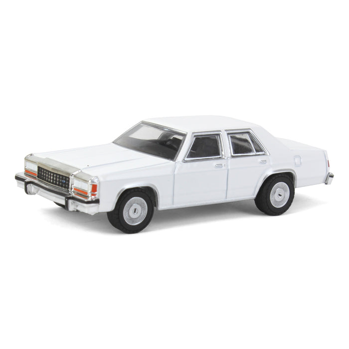 1/64 1980-91 Ford LTD Crown Victoria, Blank White, Hot Pursuit