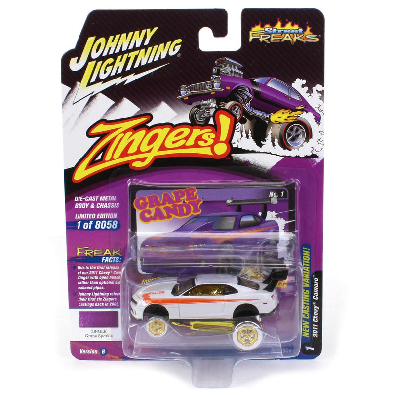 White Lightning ~ 1/64 Johnny Lightning Street Freaks 2022 2B - 2011 Chevrolet Camaro, Zingers