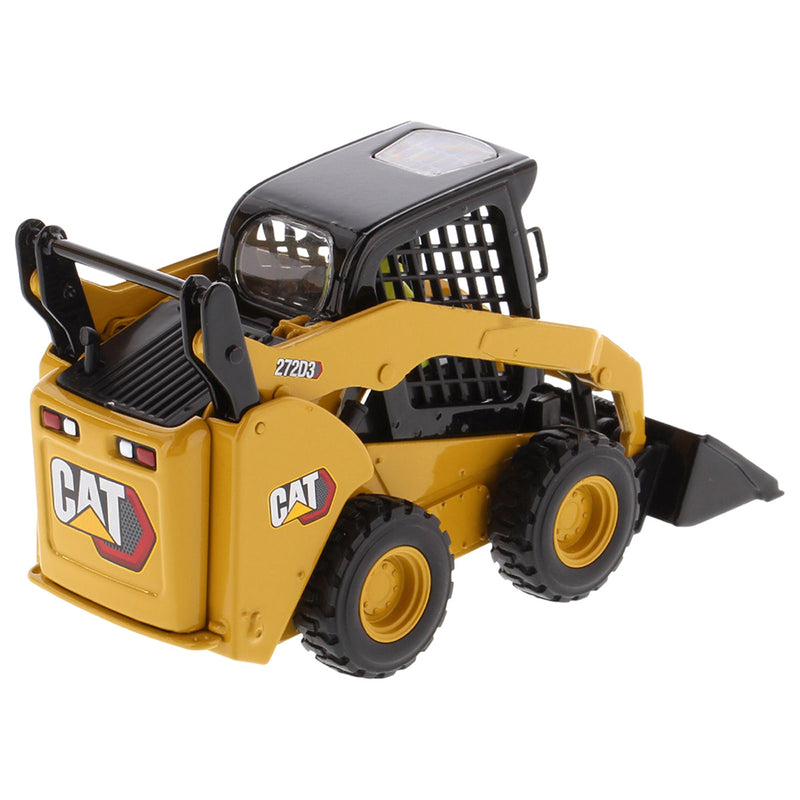1/32 CAT 272D3 Skid Steer Loader w/ Bucket, Fork and Grapple Tools