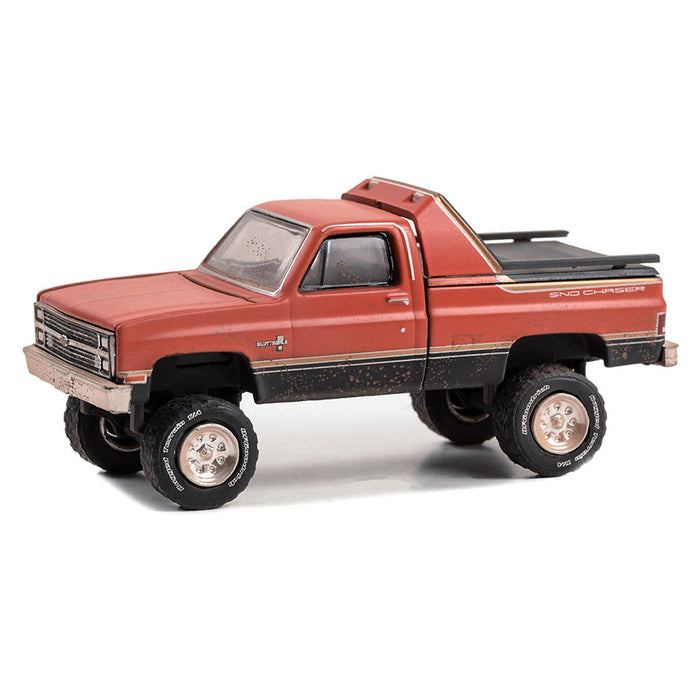 1/64 1984 Chevrolet K-10 Scottsdale 4x4, Weathered Sno Chaser, Hobby Exclusive