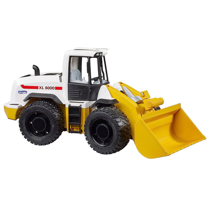 1/16 XL 5000 Articulated Wheel Loader by Bruder