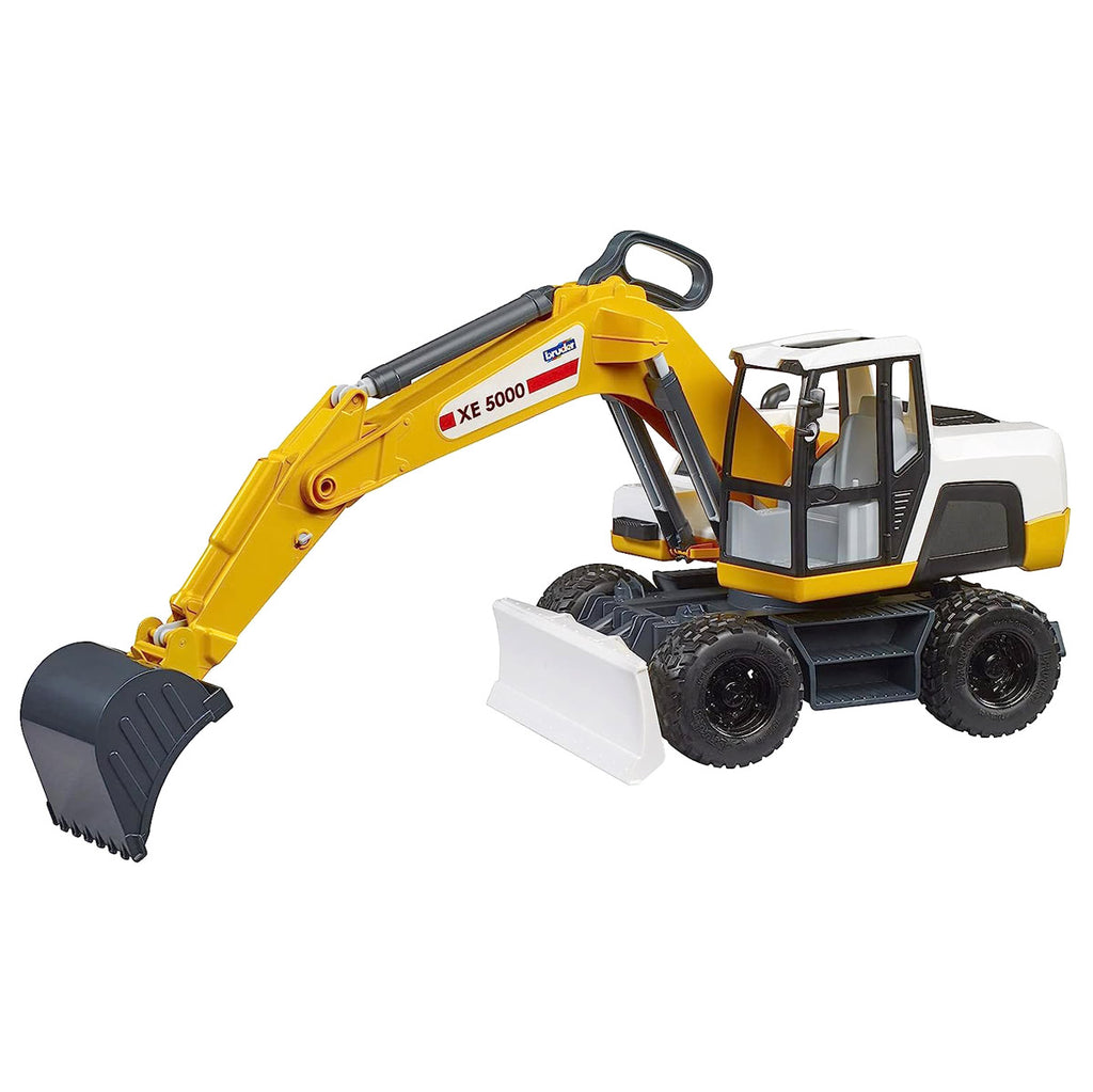 1/16 XE 5000 Mobile Excavator by Bruder — Outback Toys