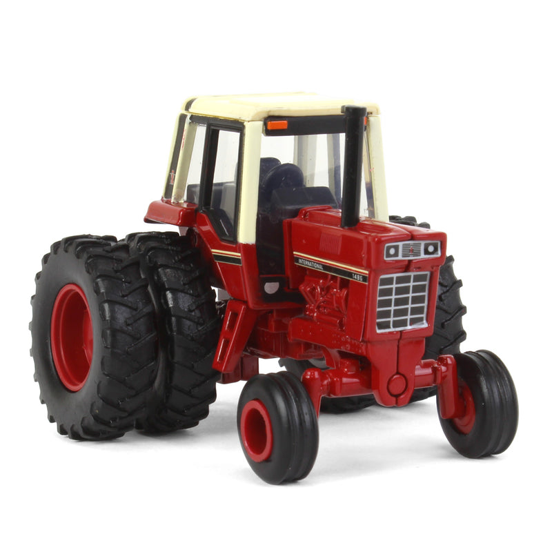 (B&D) - 1/64 International Harvester 1486 Tri-Stripe Wide Front with Rear Duals - Damaged Box