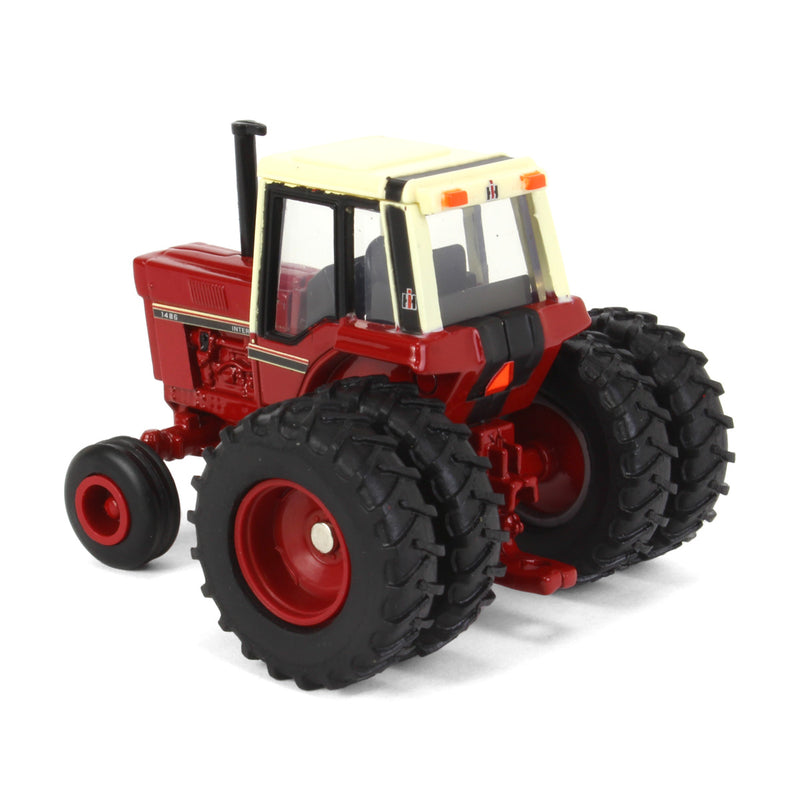 (B&D) - 1/64 International Harvester 1486 Tri-Stripe Wide Front with Rear Duals - Damaged Box