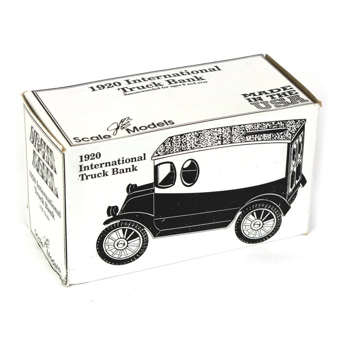 1/25 1920 International Truck Bank by Scale Models