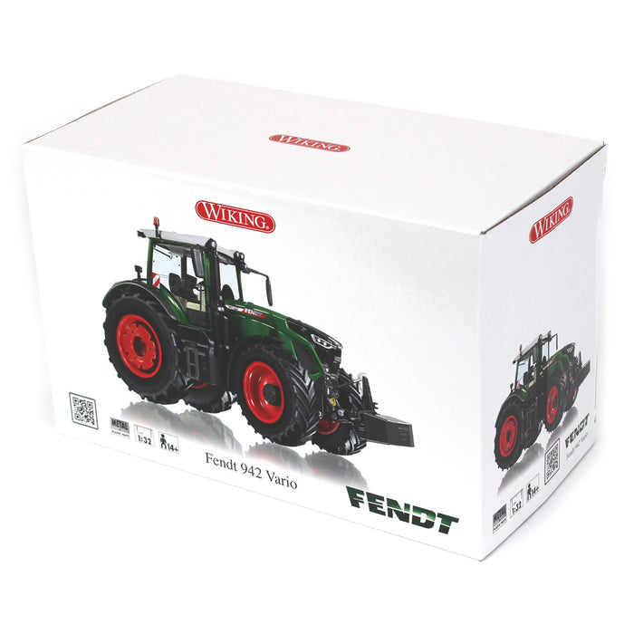 1/32 High Detail Fendt 942 with MFD by Wiking